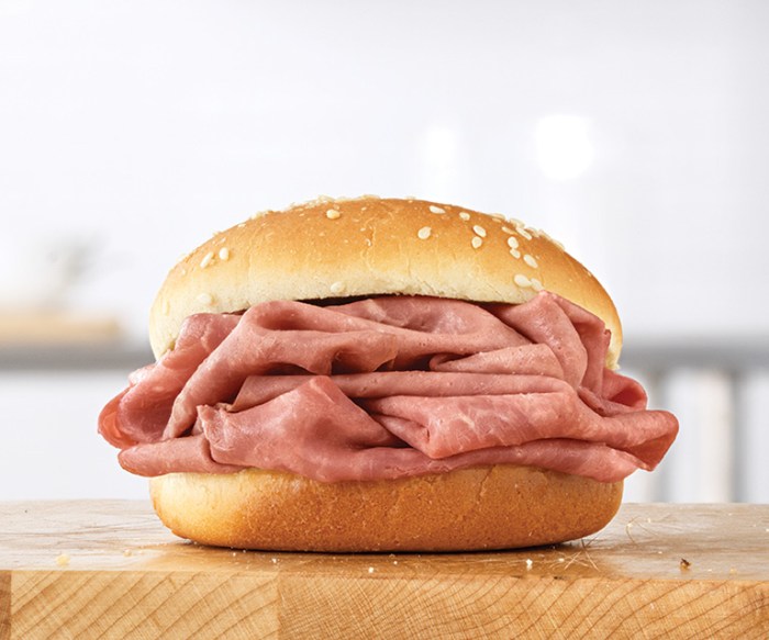 Arby's roast beef sandwich nutrition facts